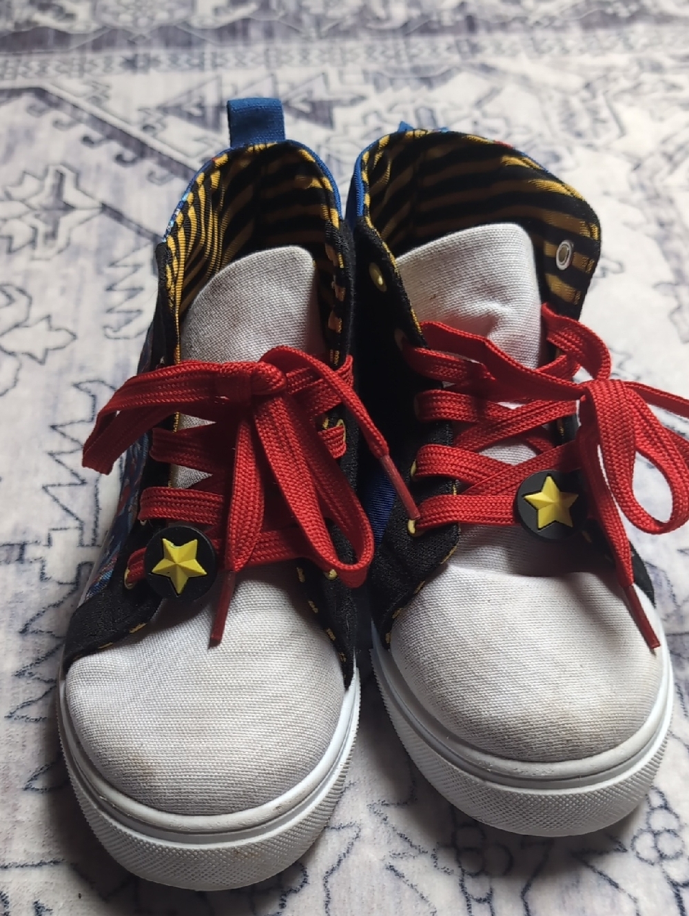 Kids Sonic The Hedgehog Canvas Hightop Sneakers with Red Laces  Size 1